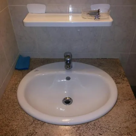 Mackenzie 1+1 * לרנקה