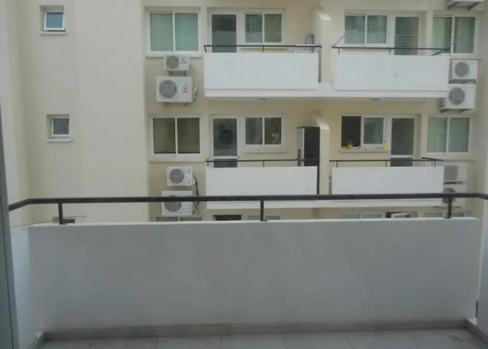 Mackenzie 1+1 Apartment *